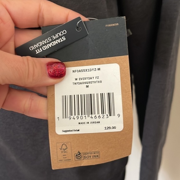 The North Face Women’s Everyday Full-Zip Hoodie in Dark Grey Heather, Medium - Picture 6 of 17